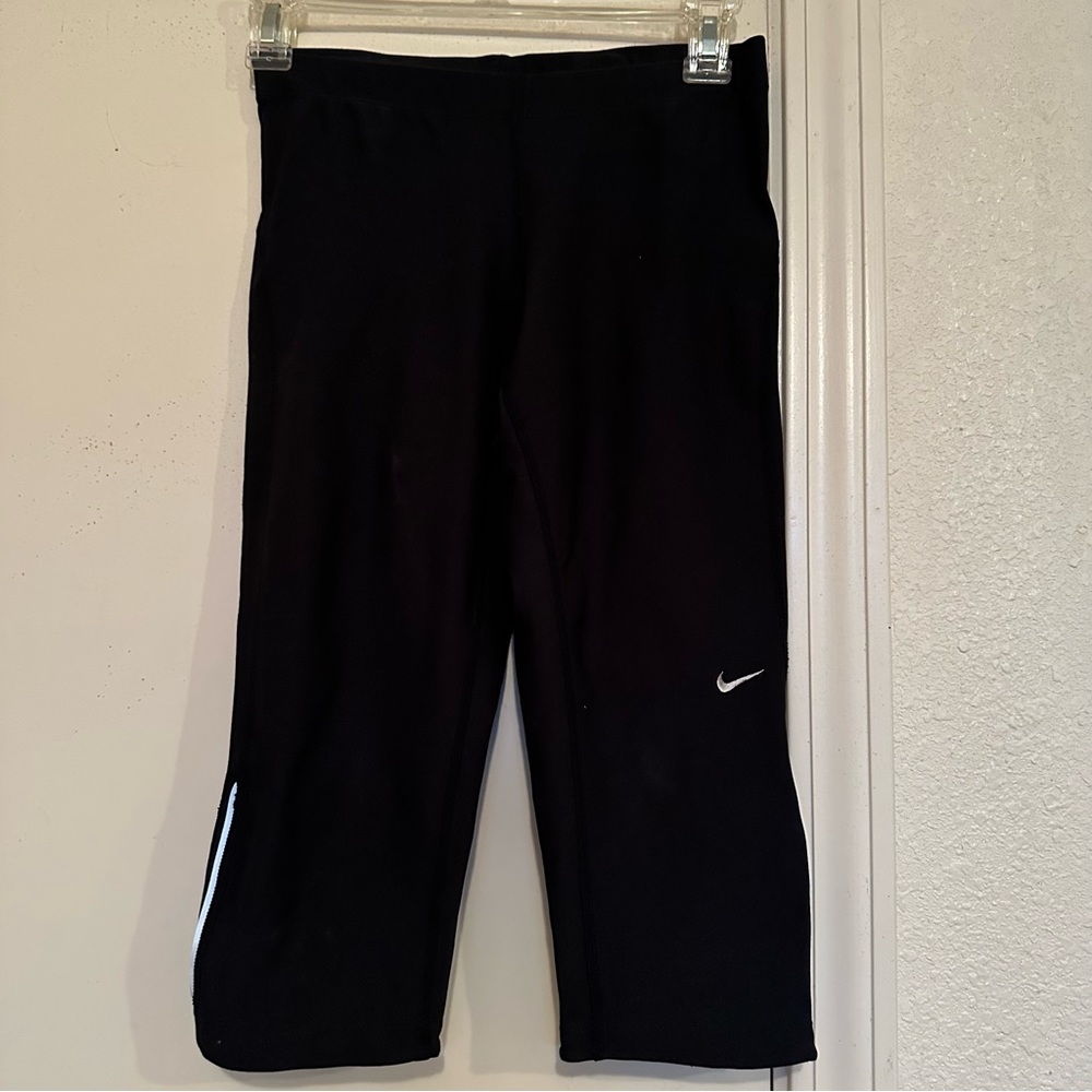 Nike black capris